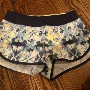 Ivivva shorts with liner